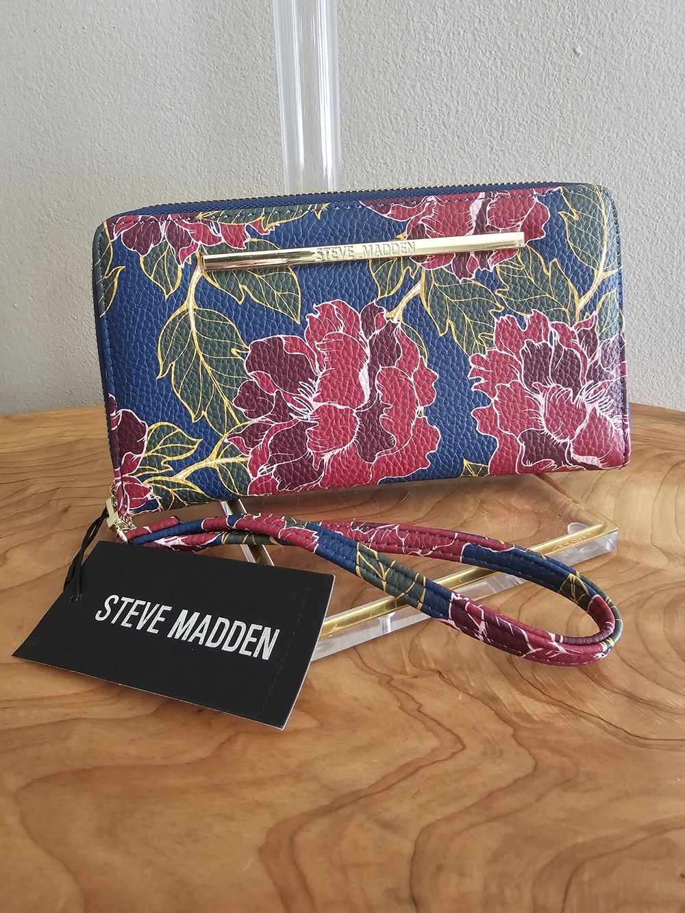 Steve Madden Navy Floral Zip-Around Wristlet Wallet - Picture 3 of 6